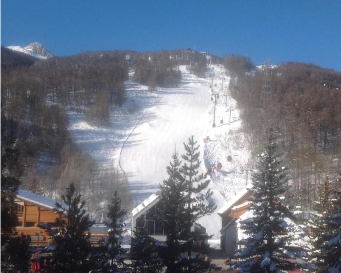 Apt Or Chalet Near The Slopes Saint Chaffrey Екстер'єр фото